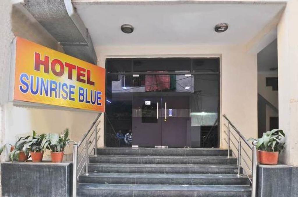 Airport Hotel Sunrise Blue Delhi  Exterior foto